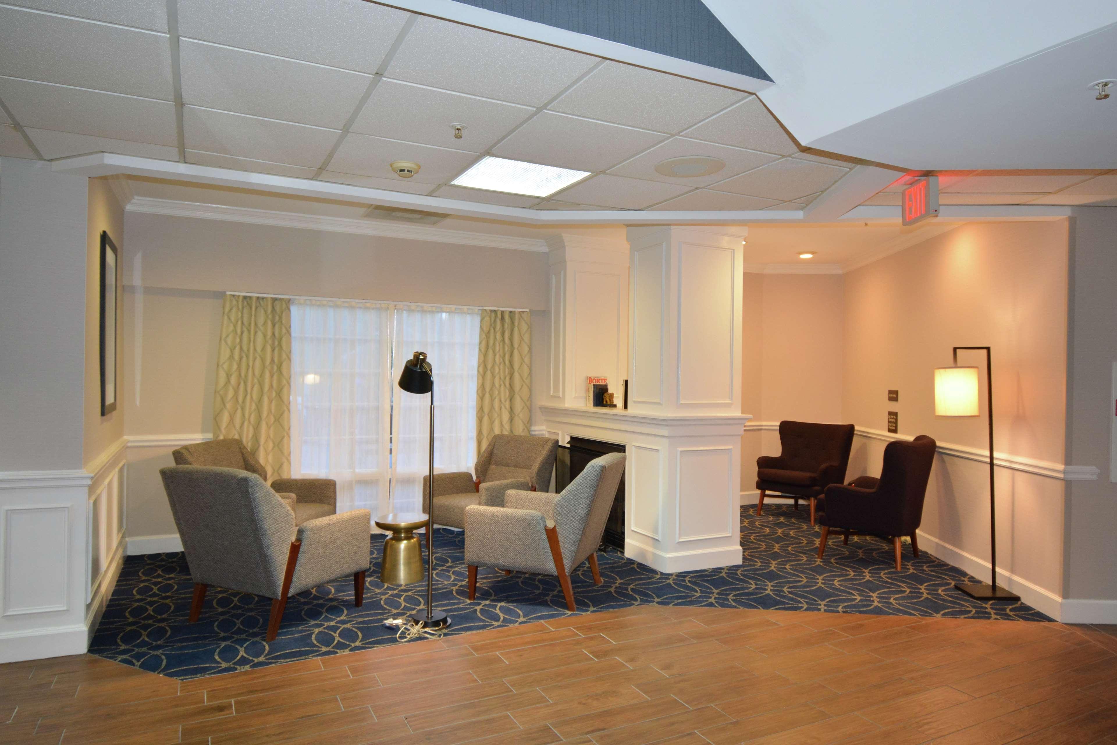 Hampton Inn Salem East - Electric Road Екстер'єр фото