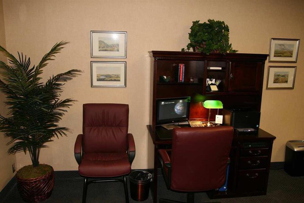 Hampton Inn Salem East - Electric Road Бізнес фото