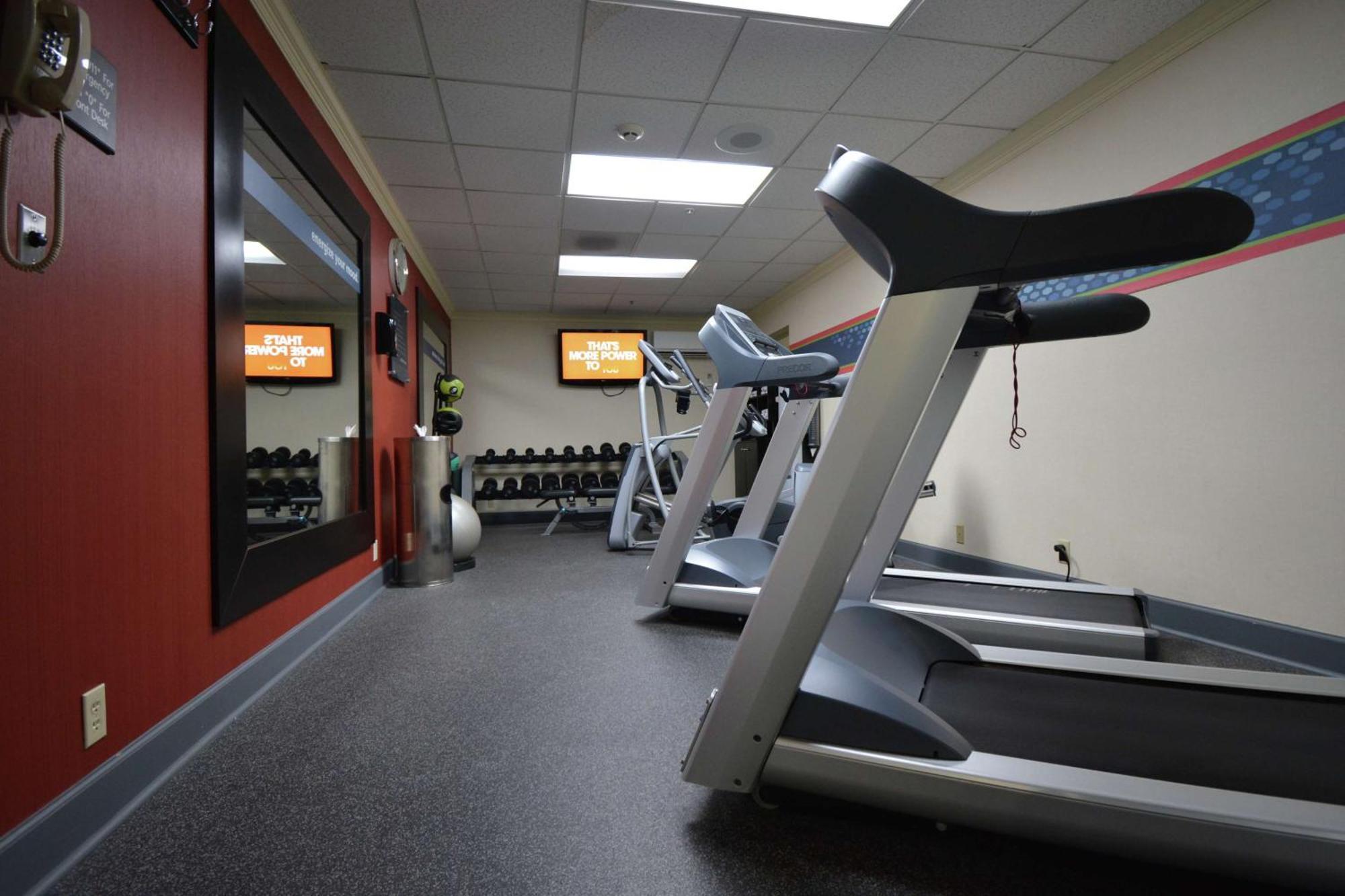 Hampton Inn Salem East - Electric Road Екстер'єр фото