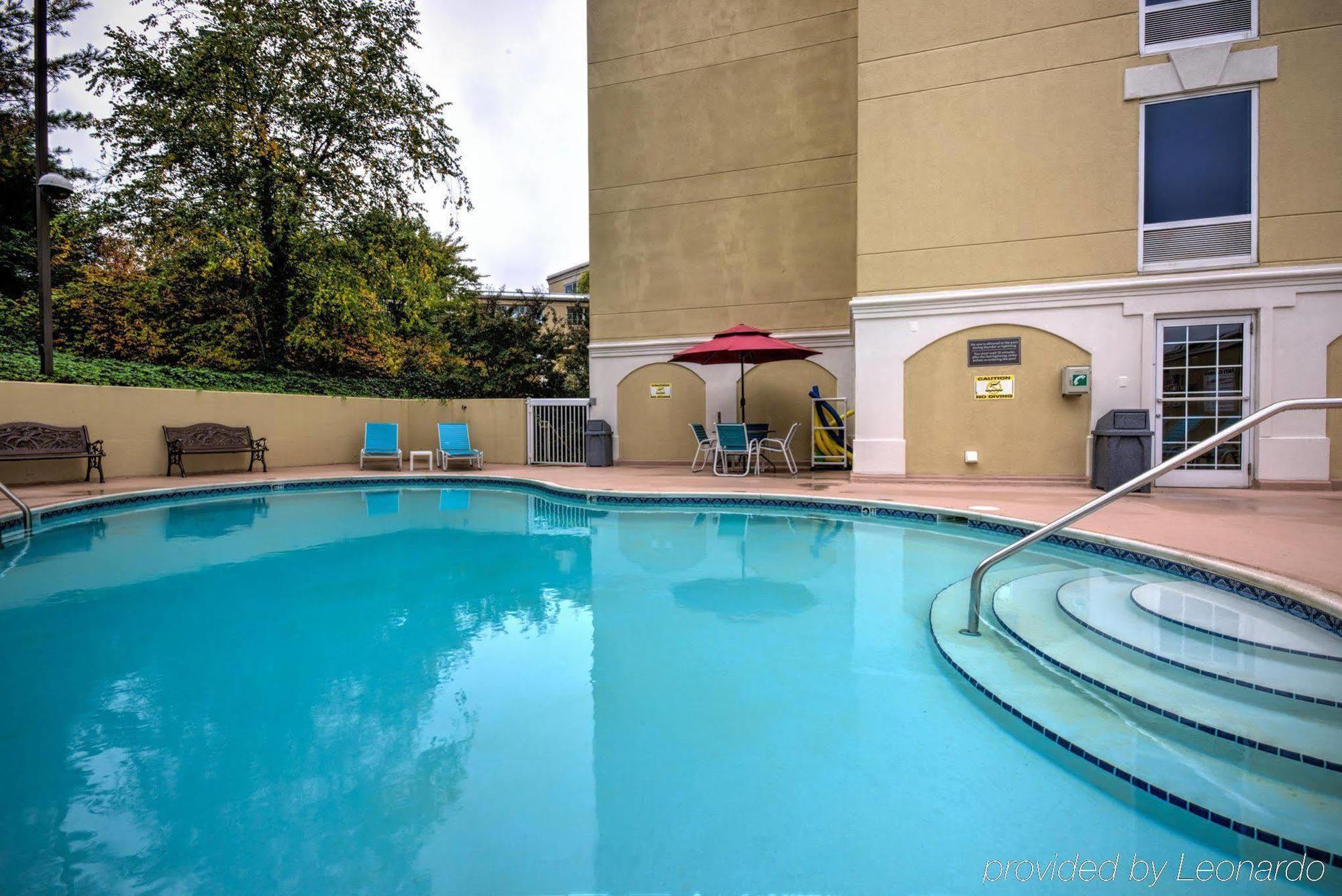 Hampton Inn Salem East - Electric Road Екстер'єр фото